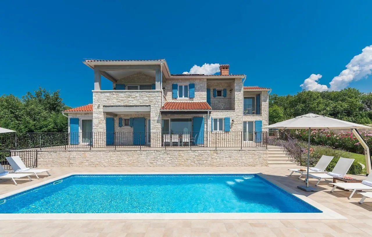 Villa Sterpazzi - Near Porec With Sea View, Private Jacuzzi, Sauna And Pool Višnjan