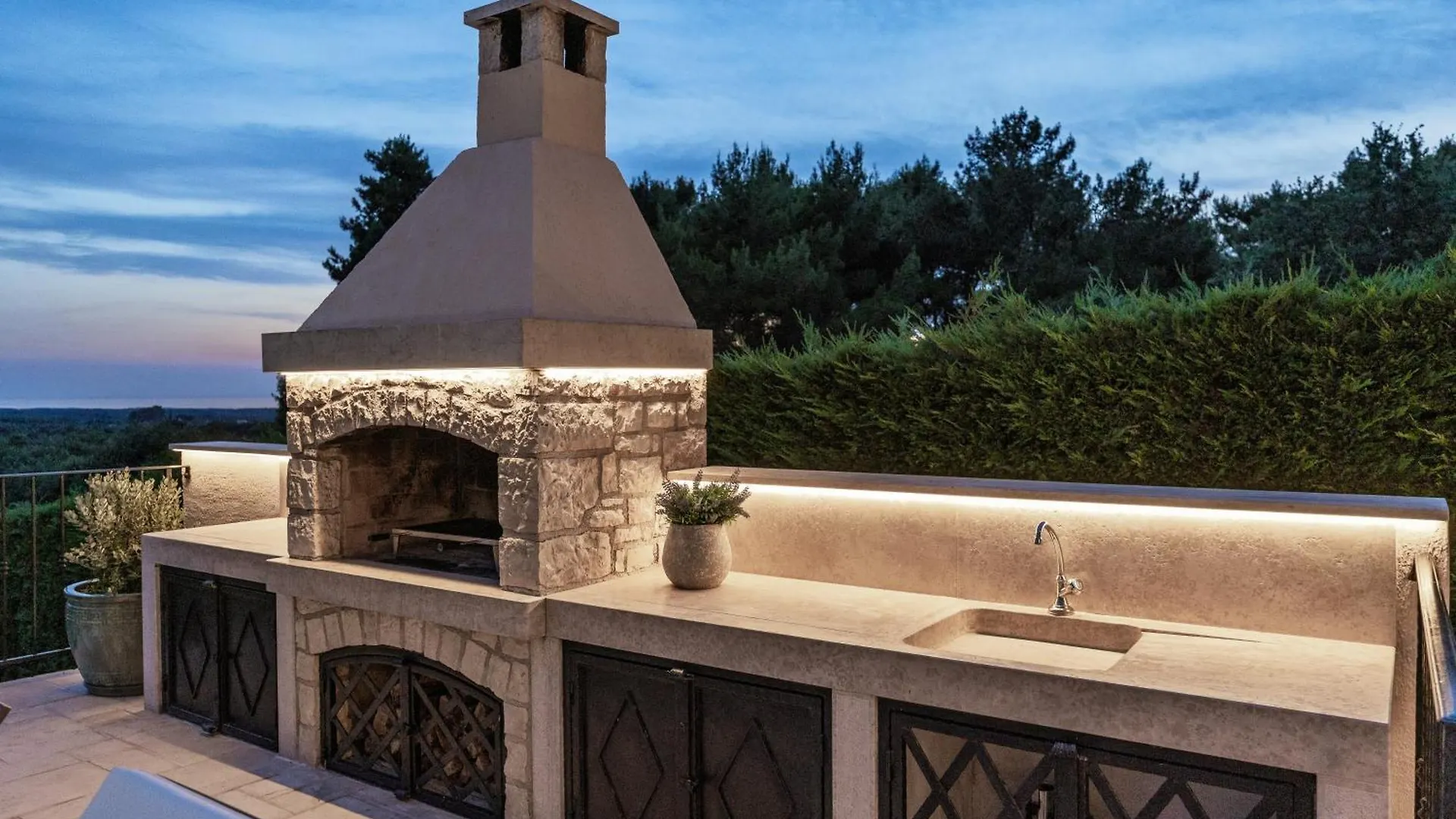 Villa Sterpazzi - Near Porec With Sea View, Private Jacuzzi, Sauna And Pool Višnjan