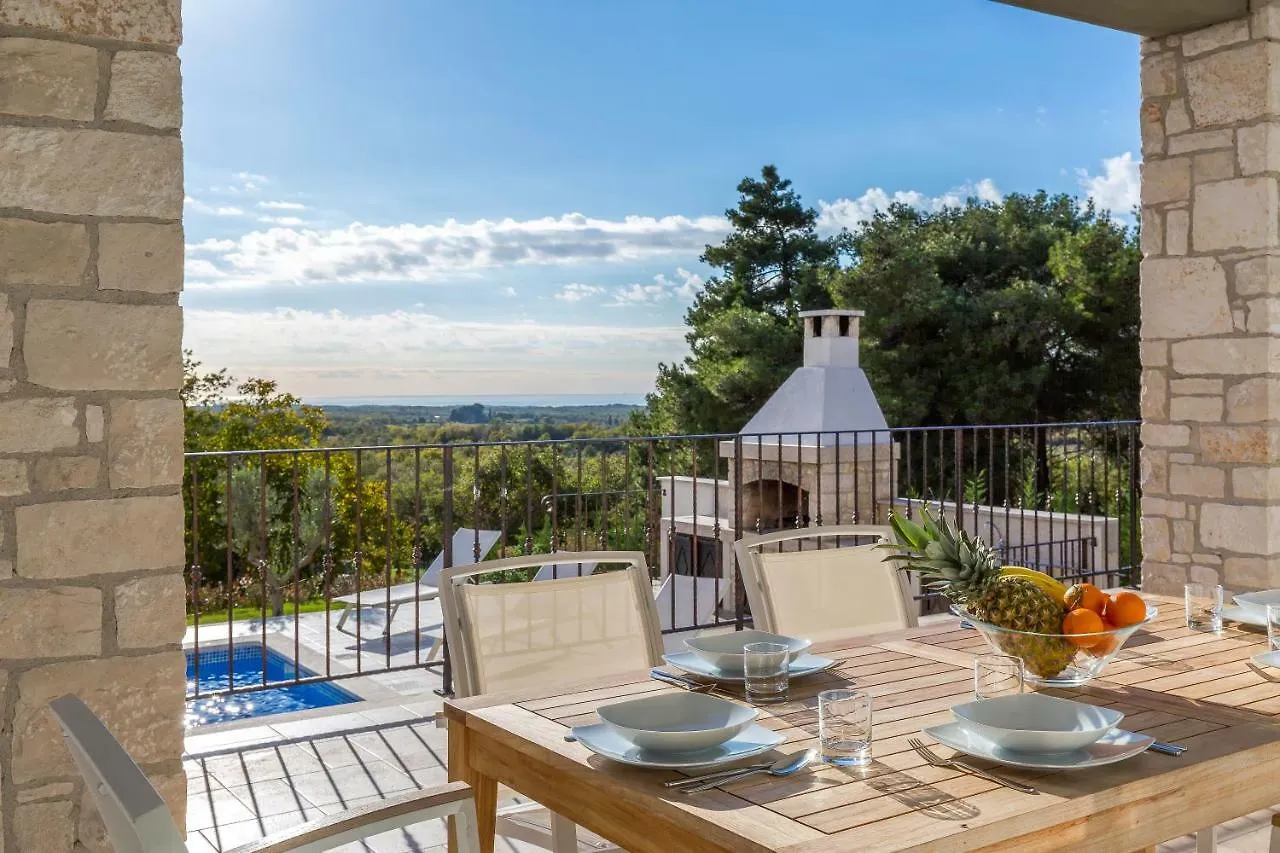 Villa Sterpazzi - Near Porec With Sea View, Private Jacuzzi, Sauna And Pool Višnjan 0*,  Horvátország