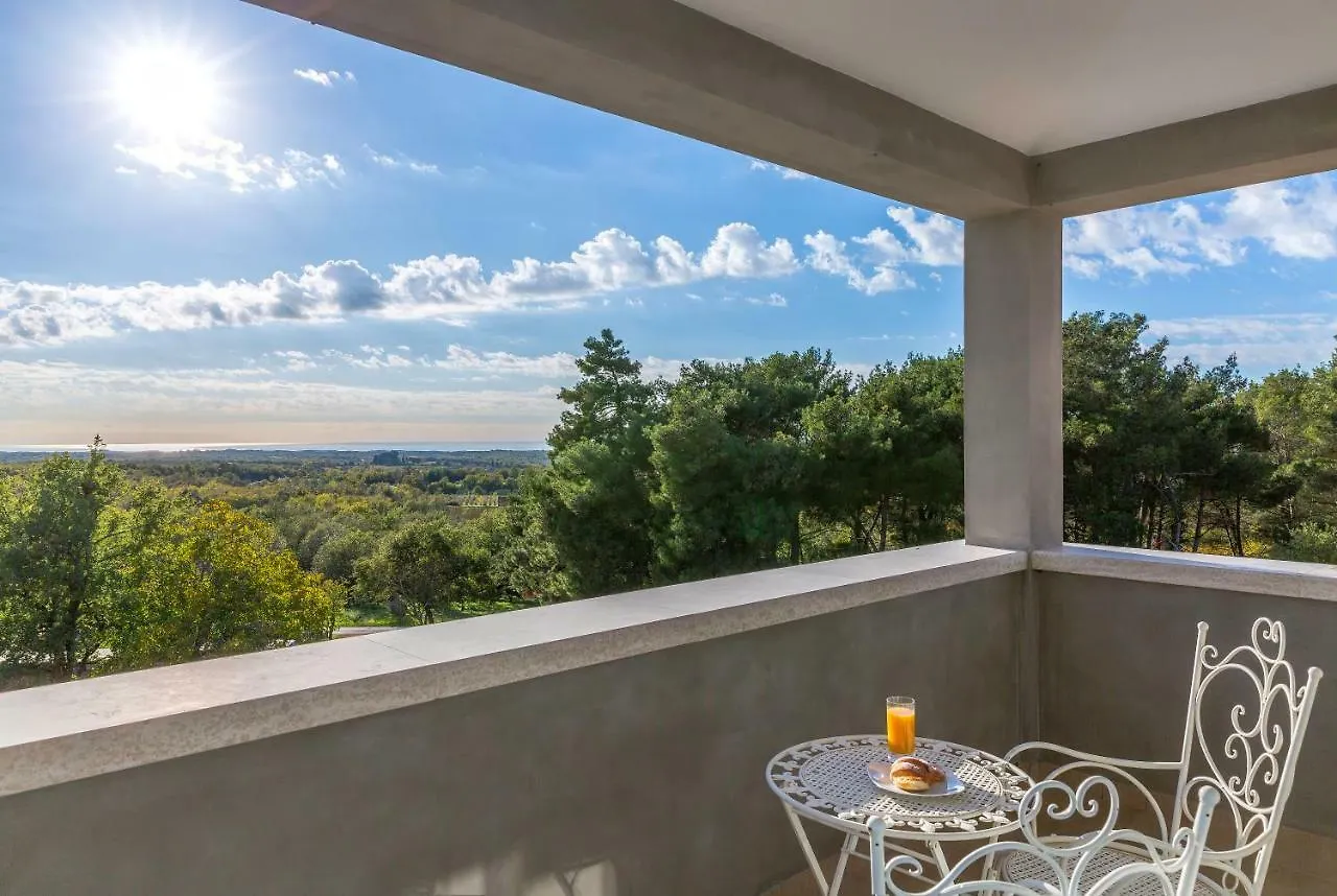 Villa Sterpazzi - Near Porec With Sea View, Private Jacuzzi, Sauna And Pool Višnjan
