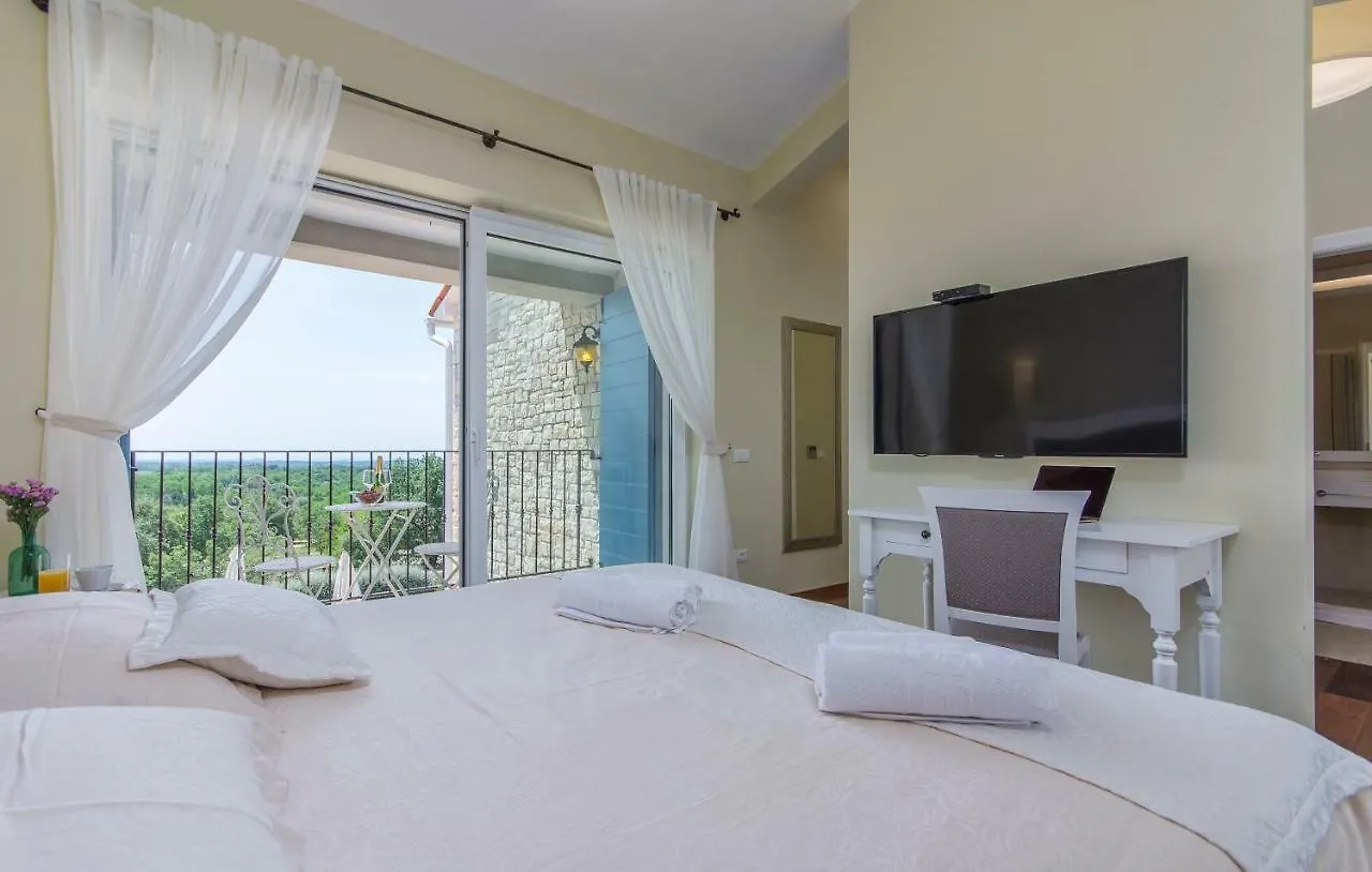 Villa Sterpazzi - Near Porec With Sea View, Private Jacuzzi, Sauna And Pool Višnjan