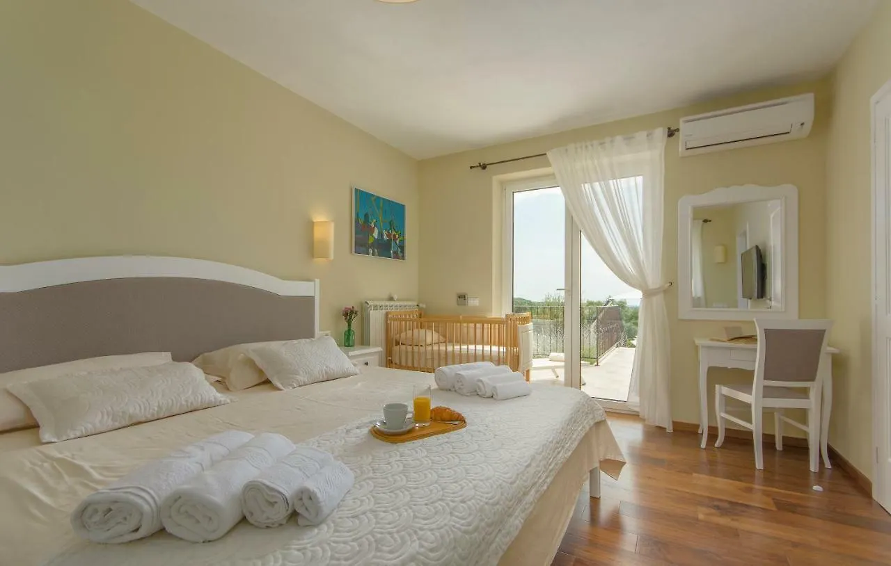 Villa Sterpazzi - Near Porec With Sea View, Private Jacuzzi, Sauna And Pool Višnjan Horvátország